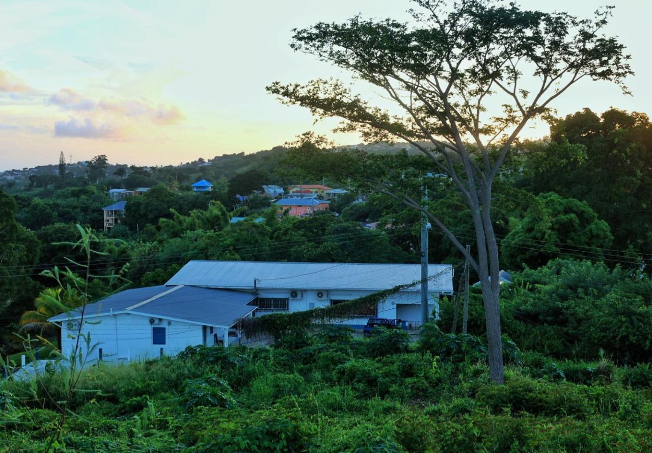 Inviting 3-Bed Apt In Whim Estate- Nearscarboroughアパートメント エクステリア 写真